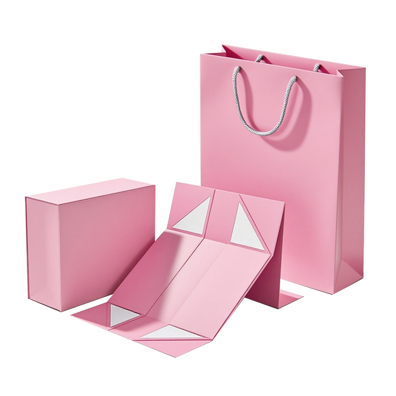 क्या स्कार्फ उपहार बॉक्स एक औपचारिक जादू नहीं है जो मुलायम स्कार्फ को लपेटने से लेकर प्रदर्शित होने तक में बदल देता है?